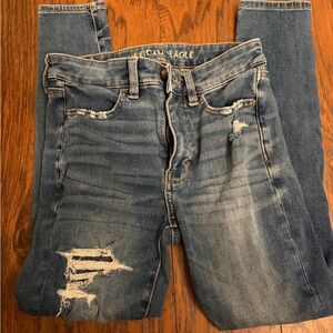 American Eagle Women's High Rise Jegging Crop Distressed Jeans - Medium Blue